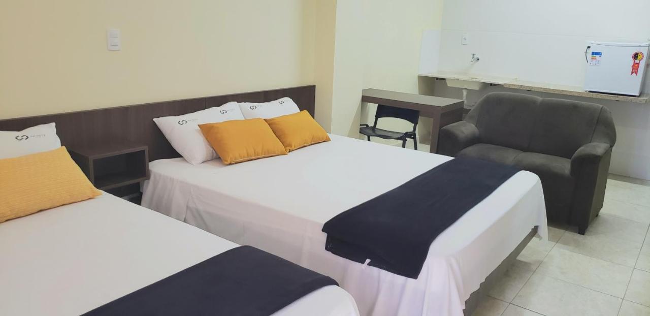 Infinity Hotel Гояния Екстериор снимка