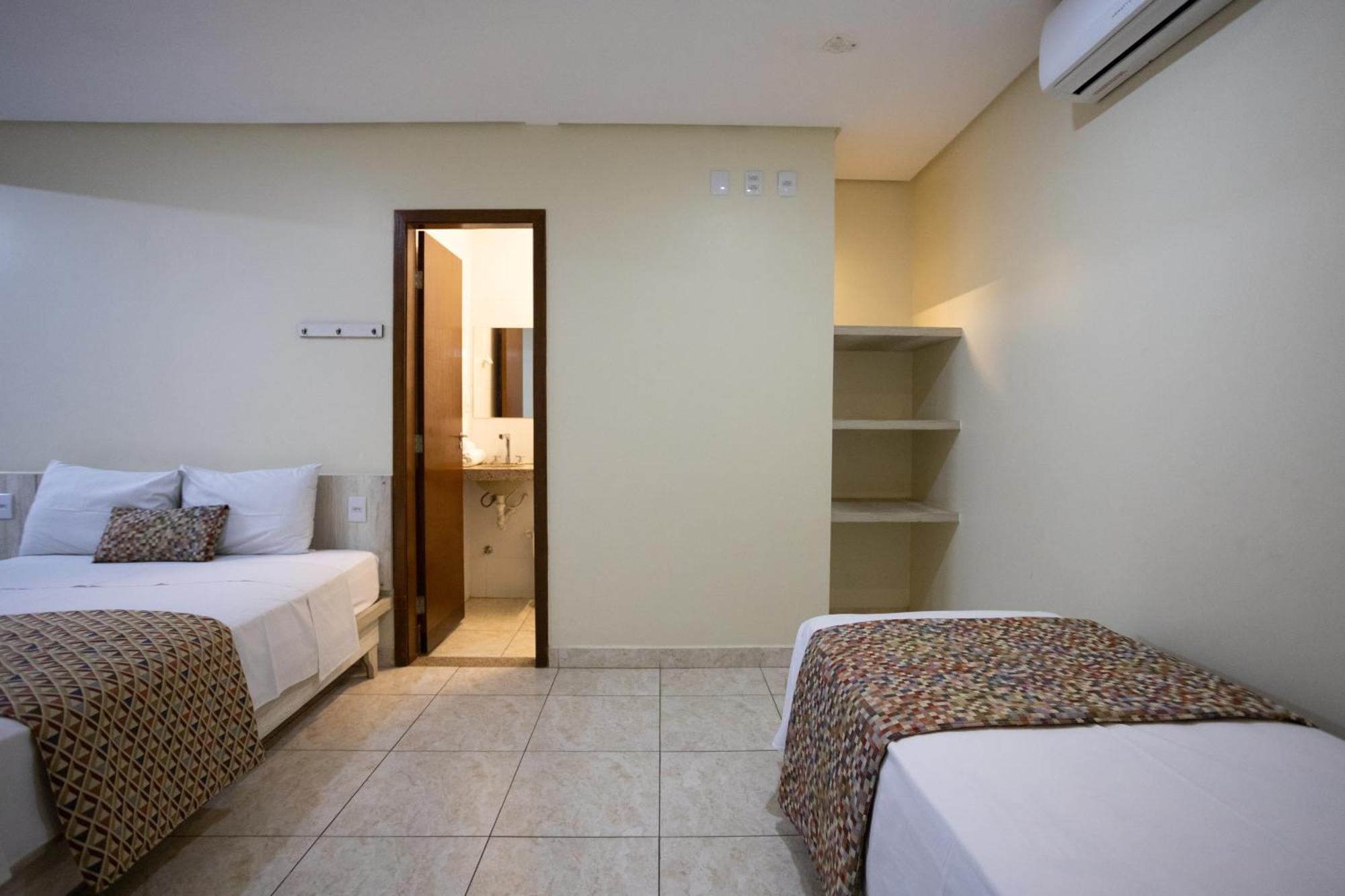 Infinity Hotel Гояния Екстериор снимка