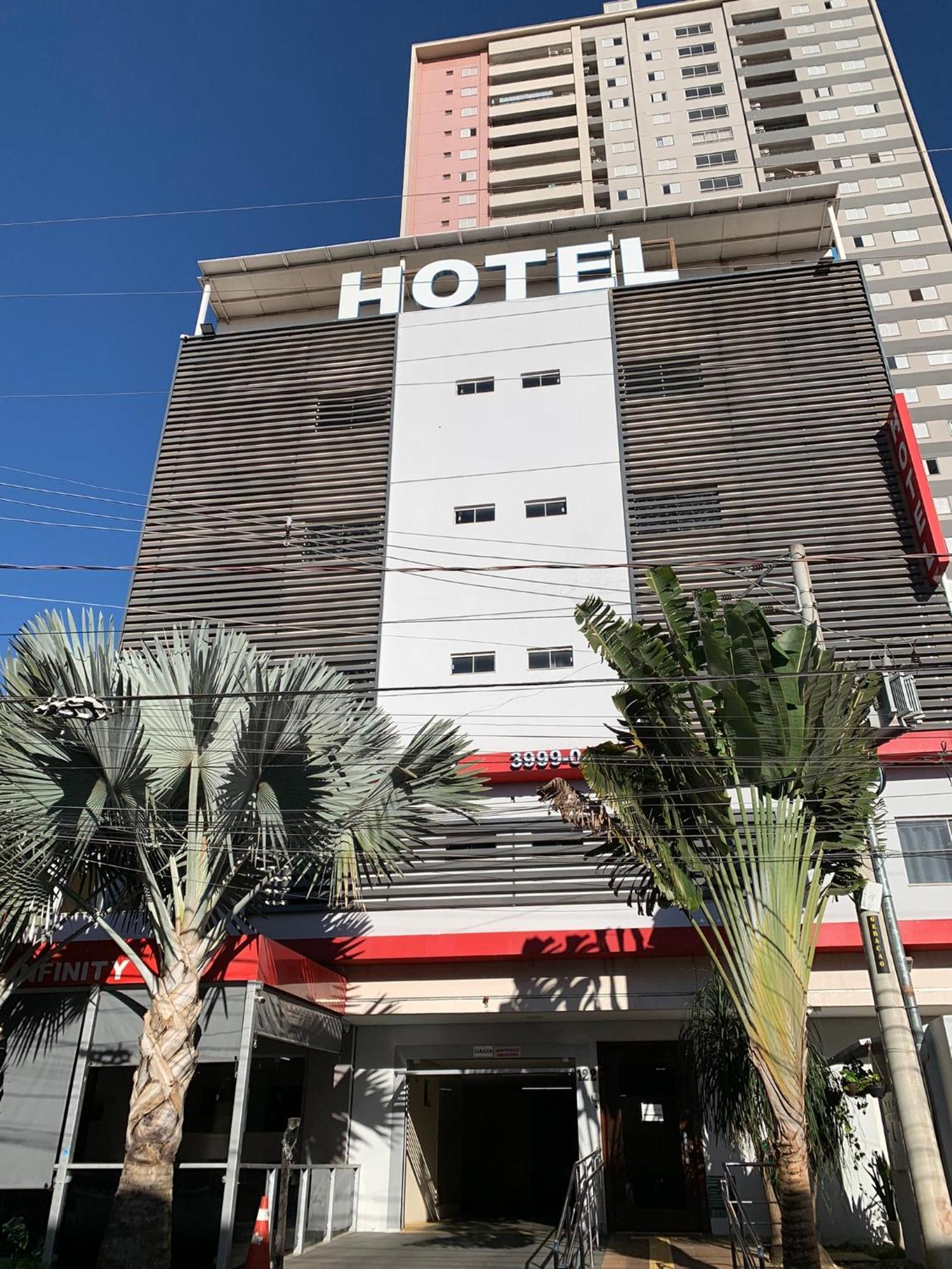 Infinity Hotel Гояния Екстериор снимка