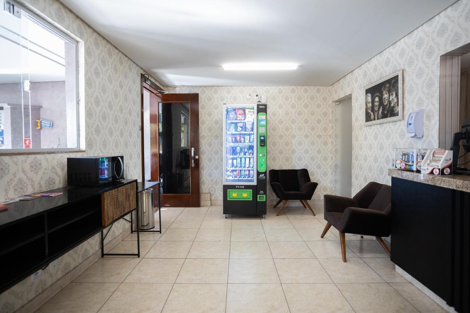 Infinity Hotel Гояния Екстериор снимка